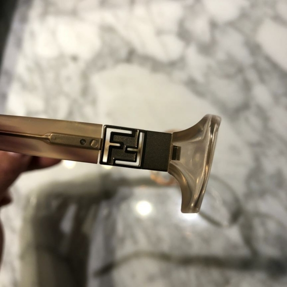 Fendi eyeglasses - Picture 4 of 7